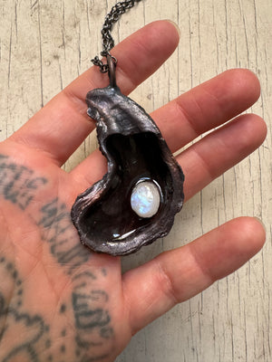 Oyster and Moonstone Pendant