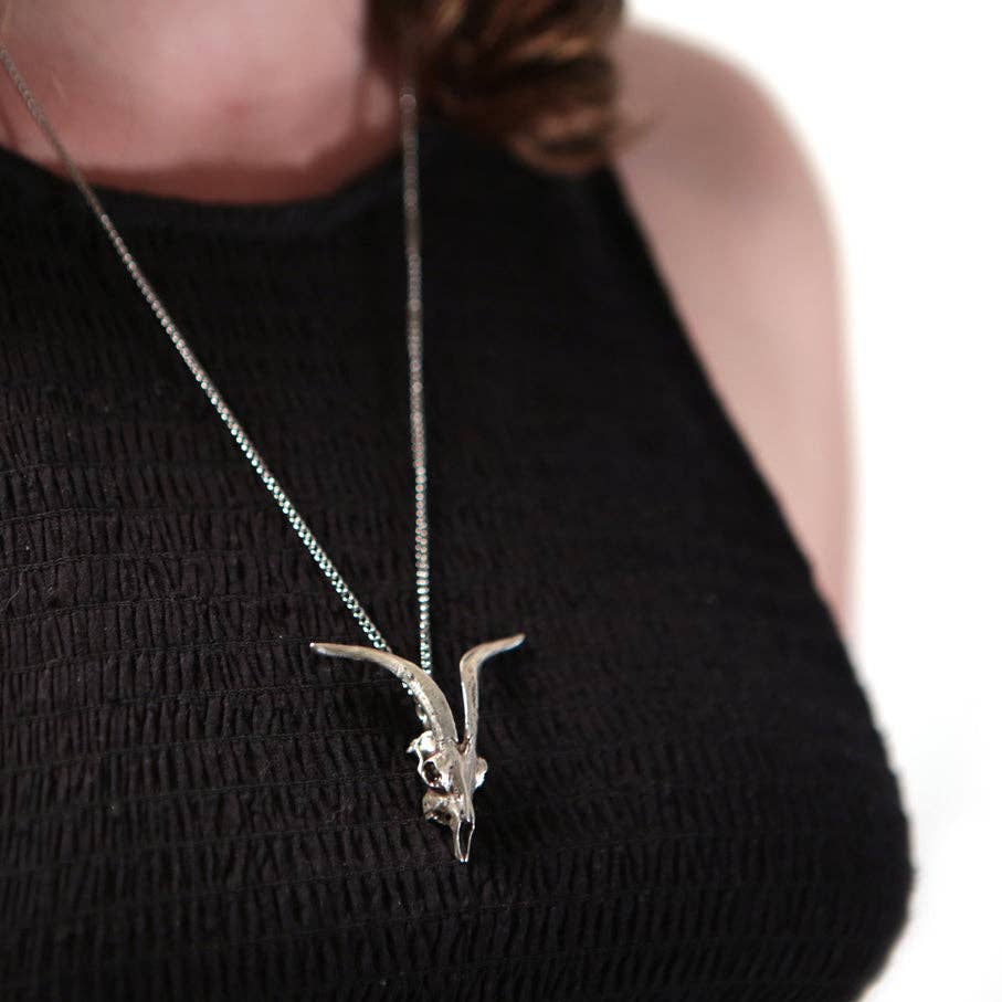 Goat: None / Yellow Bronze