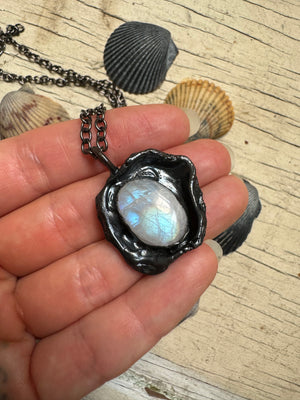 The Sea Oracle Pendant