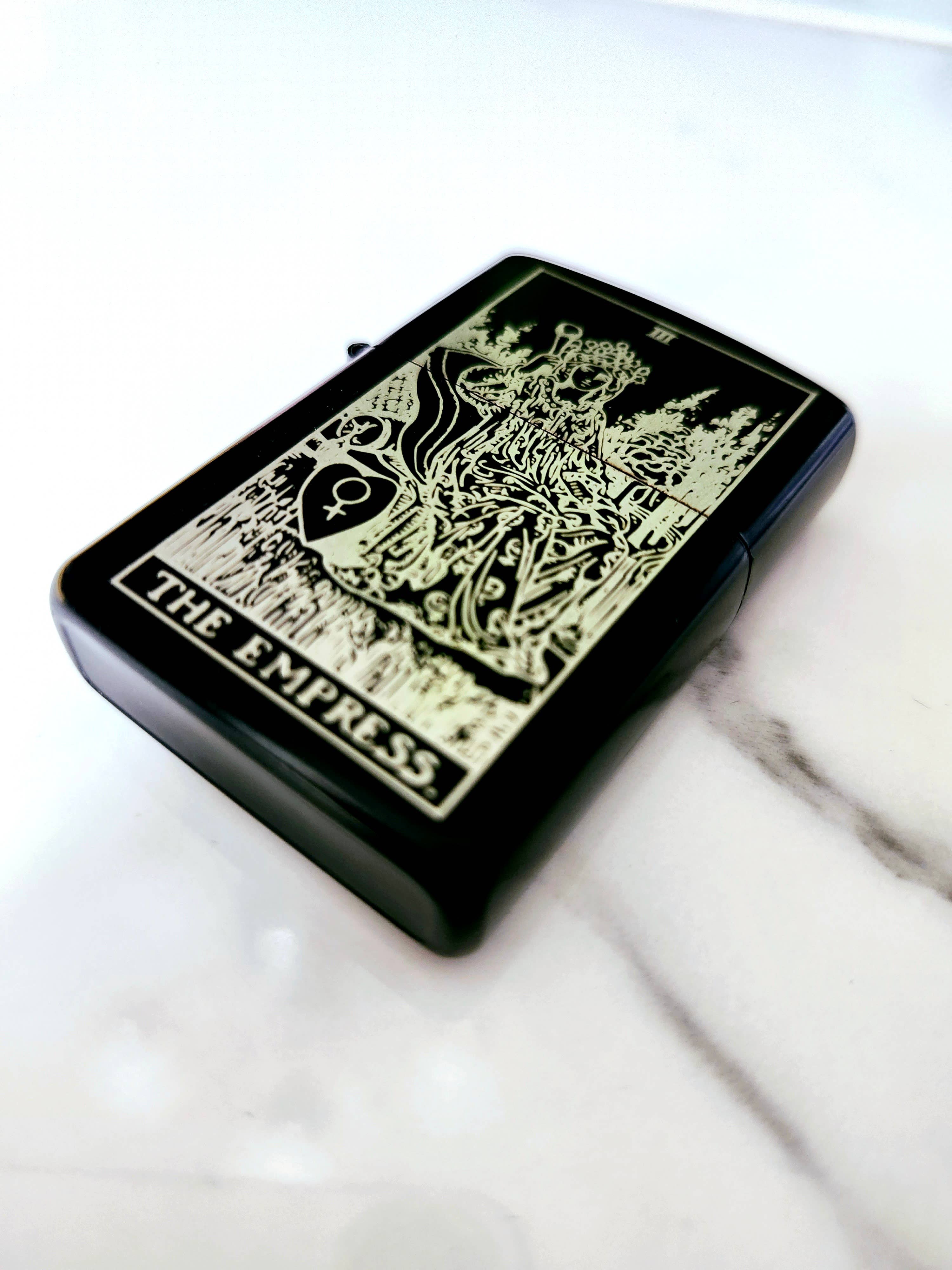 Empress Tarot Engraved Flip Top Metal Windproof Lighter