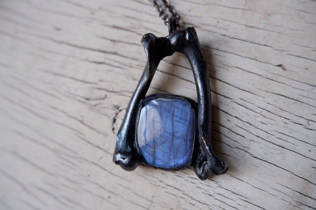 Purple Labradorite Pendant