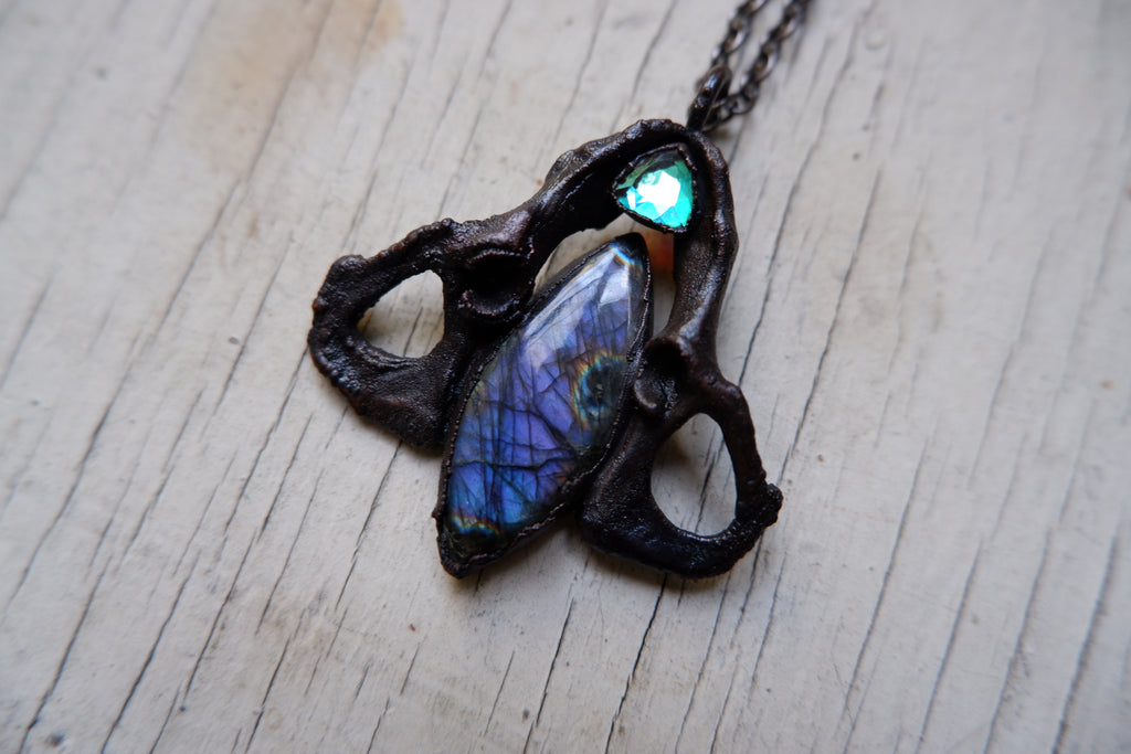 Purple Labradorite Pendant