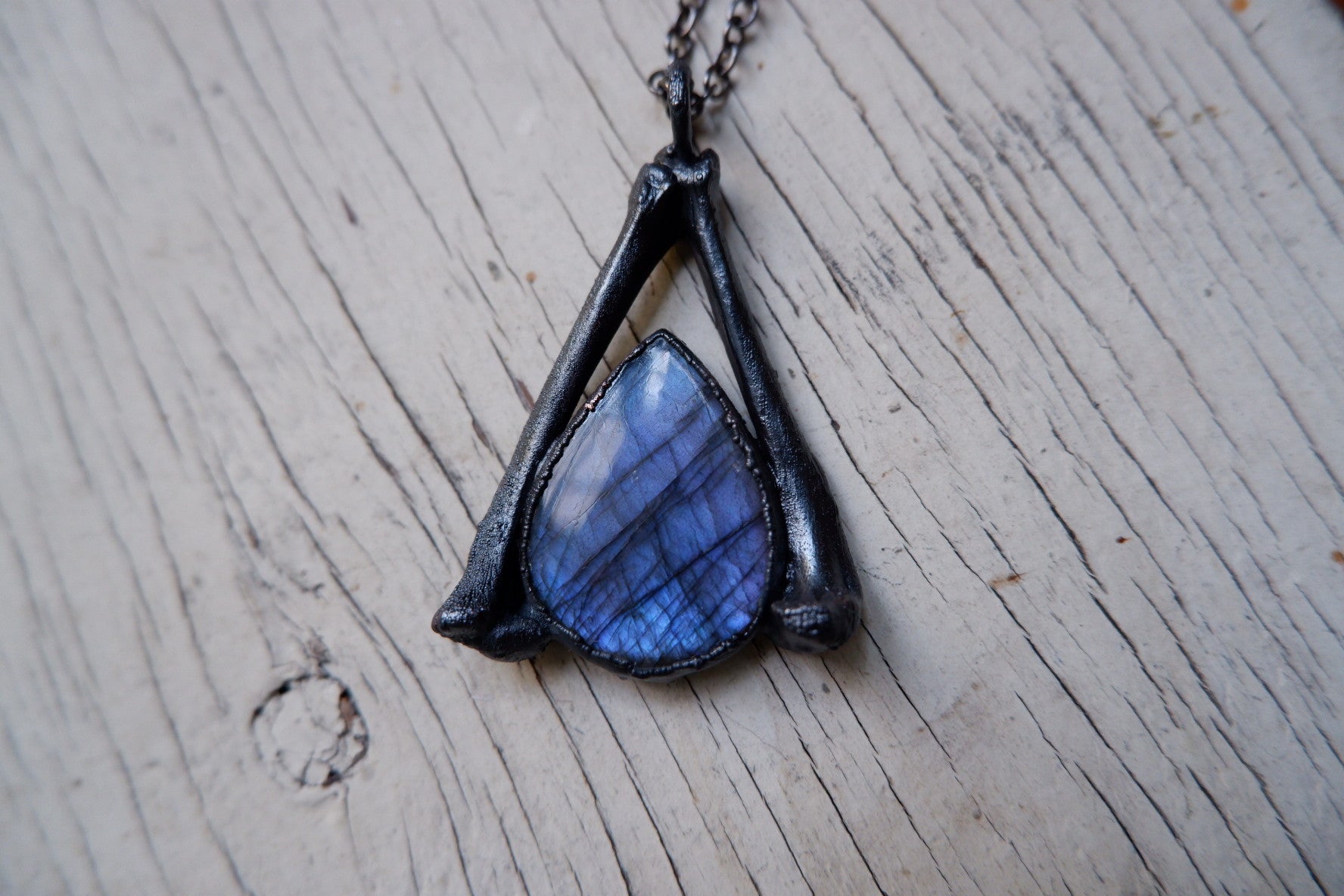 Purple Labradorite Pendant