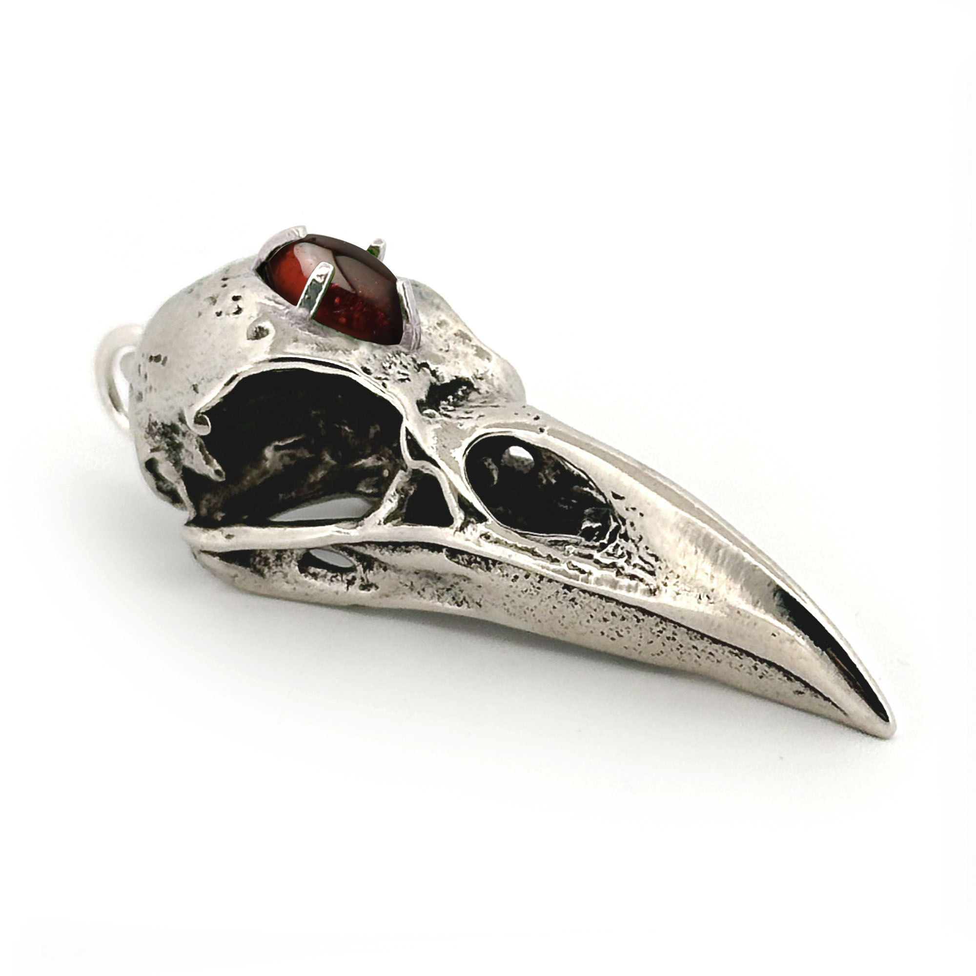Gemstone Raven: None / Red Garnet / White Bronze