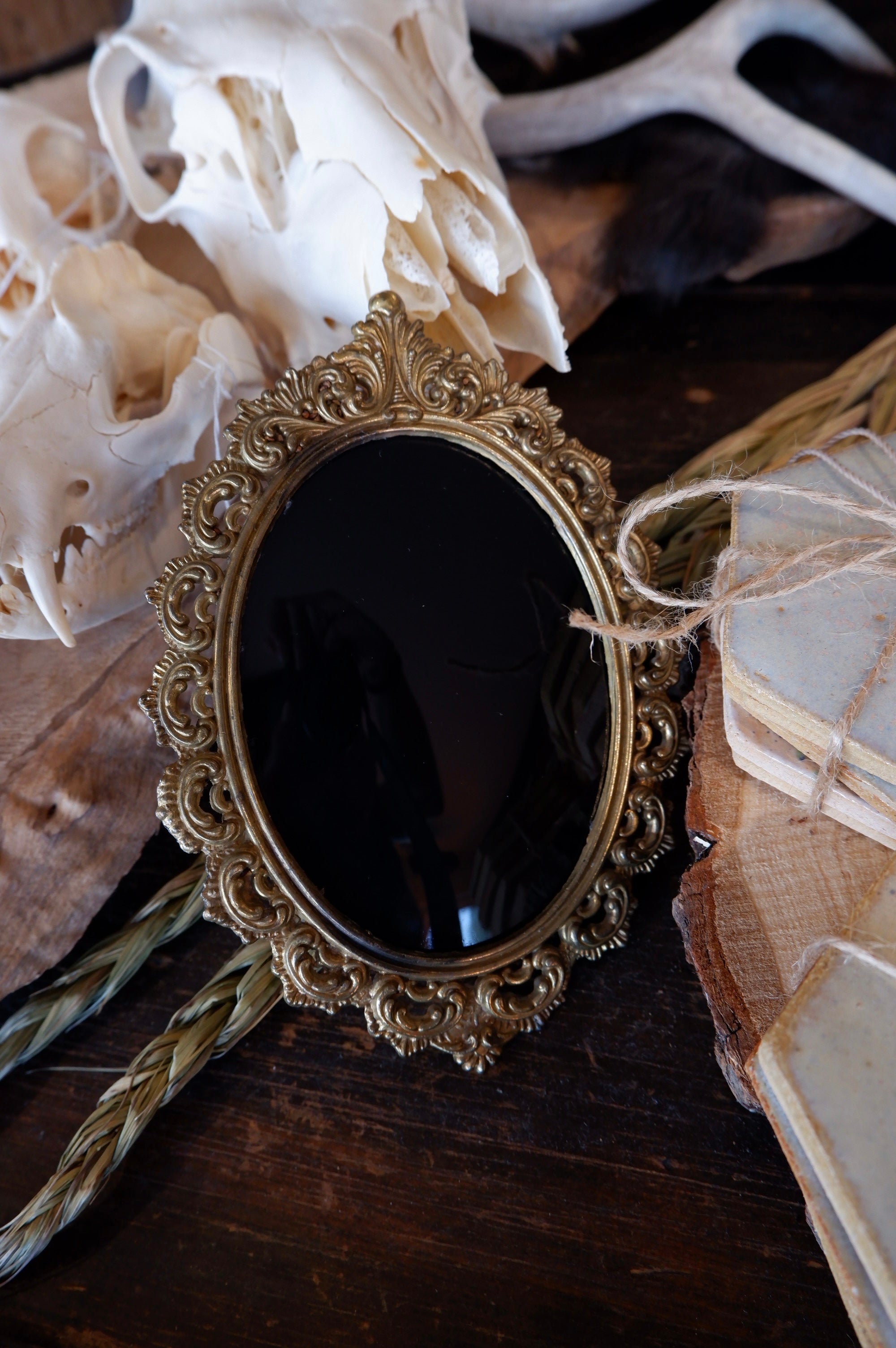 Scrying Mirror (domed)